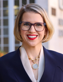 Dr. Mia Geisinger